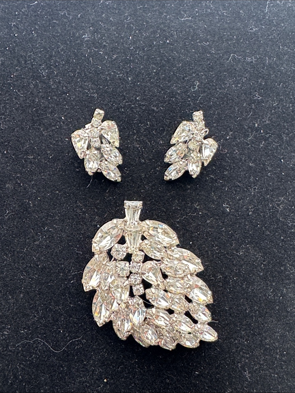 Crystal Leaf Cluster Brooch and Earring Set - Silver-Tone